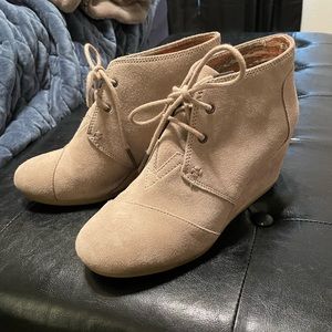 Toms Wedges